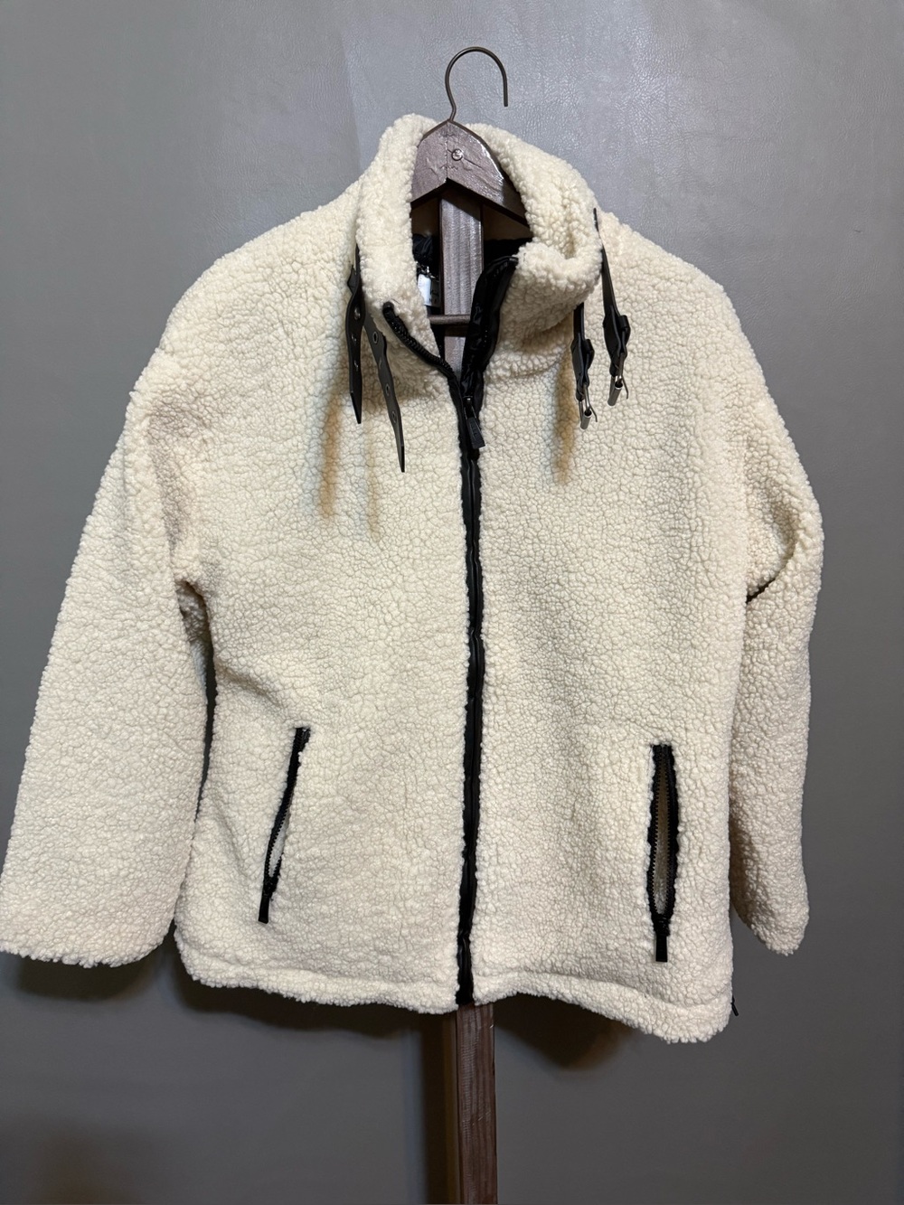 Nicole Miller Cream Sherpa Zip Jacket with Black Trim